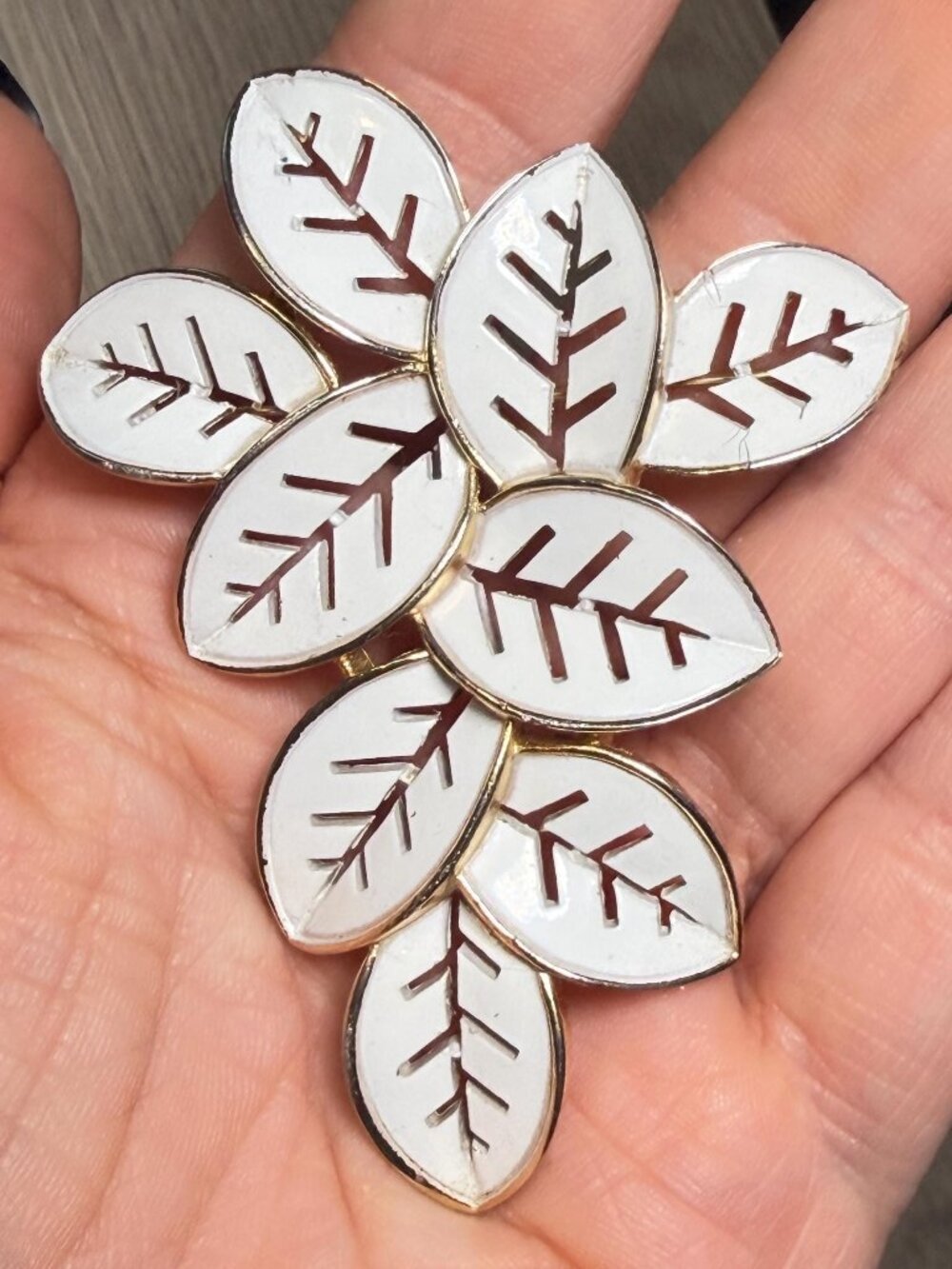 Leaf Brooch Trifari Style Vintage White Enamel Gold Tone 3D Pin 3”